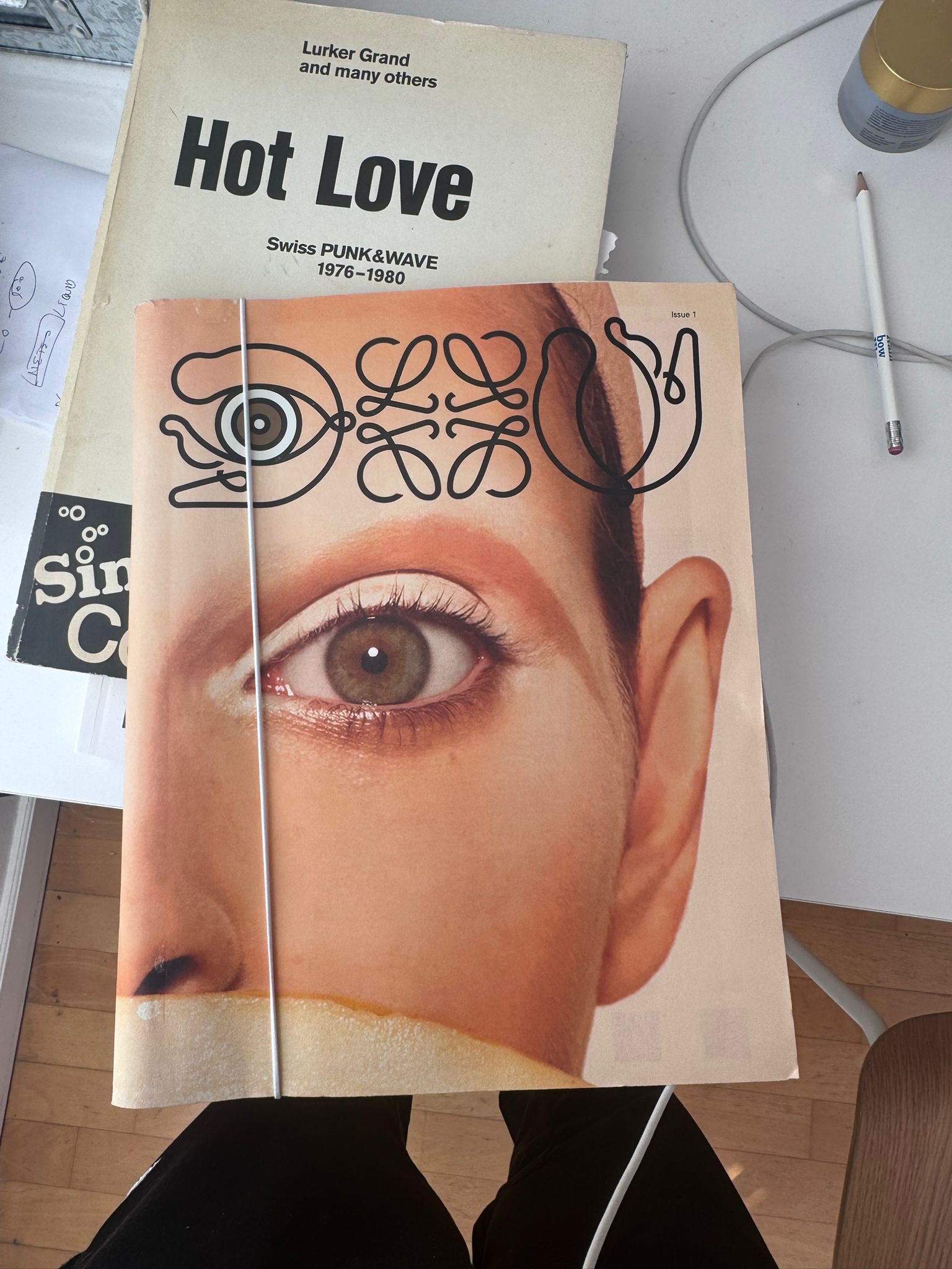 1519-hot-love-magazine-eye-cover-tabletop-grey-beige-portrait-reference-only.jpg