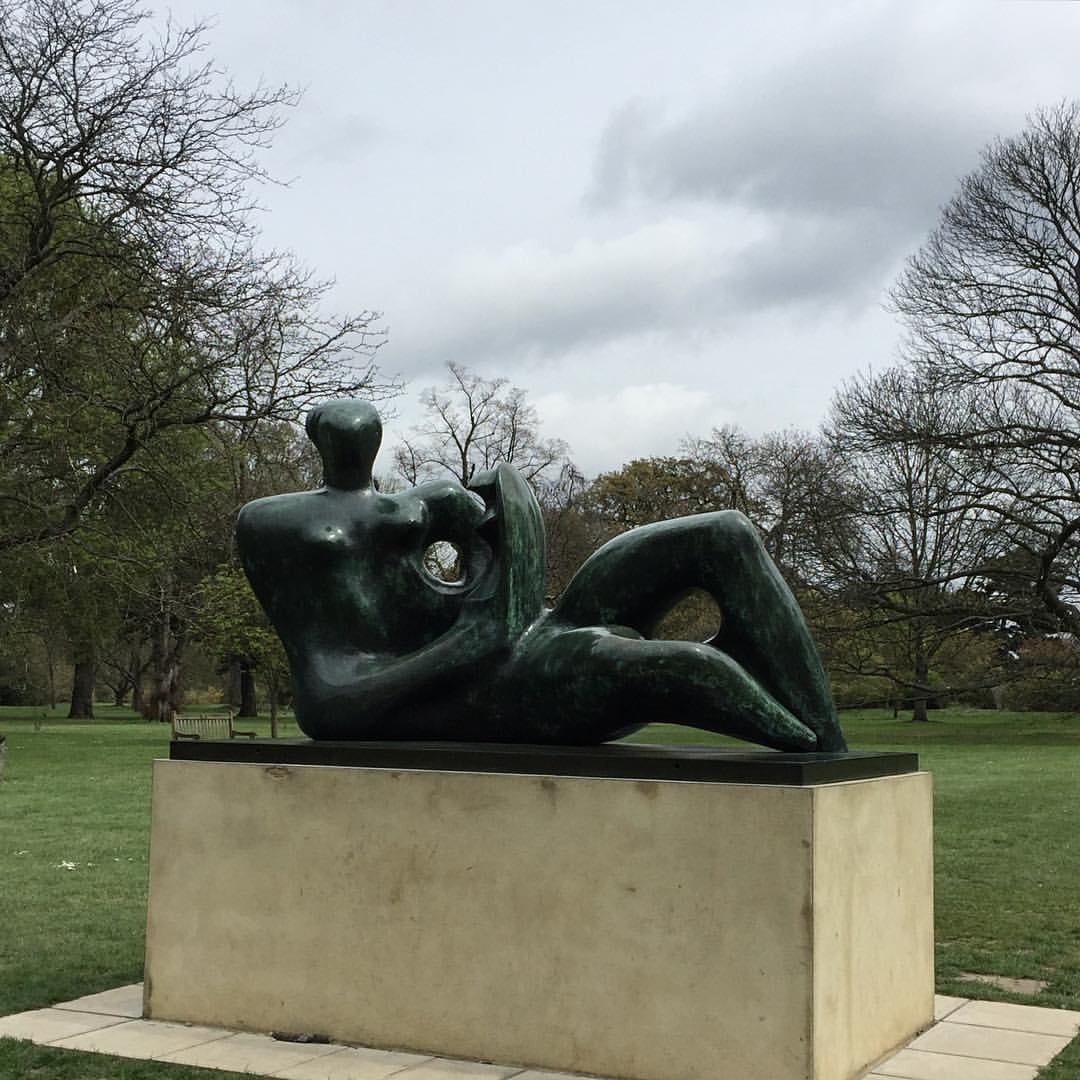0807-be6d27ftagj-henrymoore-sculpture-today-kewgardens-kew-gardens-black-brown-square-image-paul-underwood-original-work.jpg