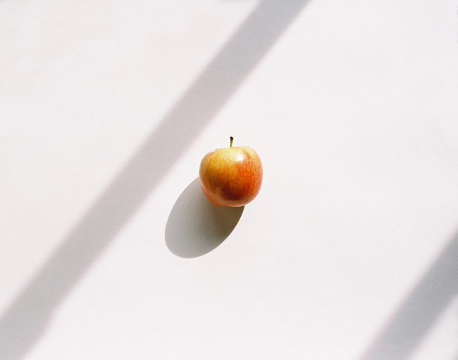 0232-wailintse-apple-white-beige-landscape-image-reference-only.jpg