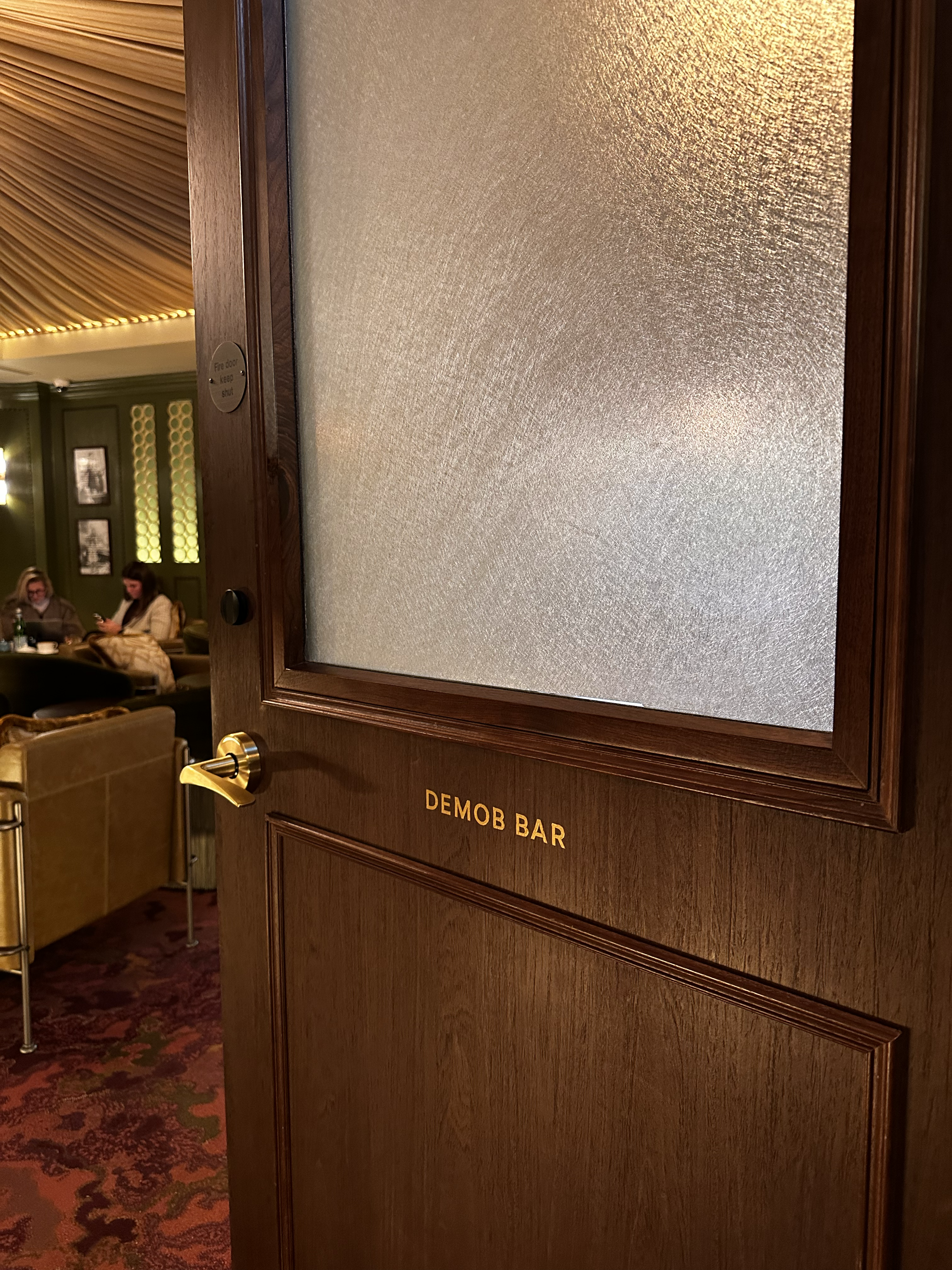 1540-private-bar-wooden-door-interior-black-beige-portrait-paul-underwood-original-work.png