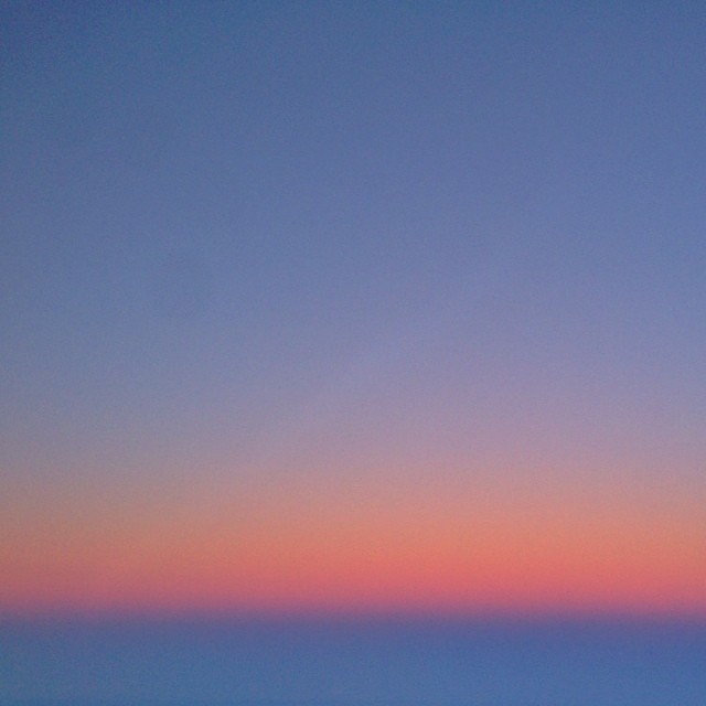 0473-pbakddzanz-gradient-nofilter-latergram-grey-pink-square-image-paul-underwood-original-work.jpg