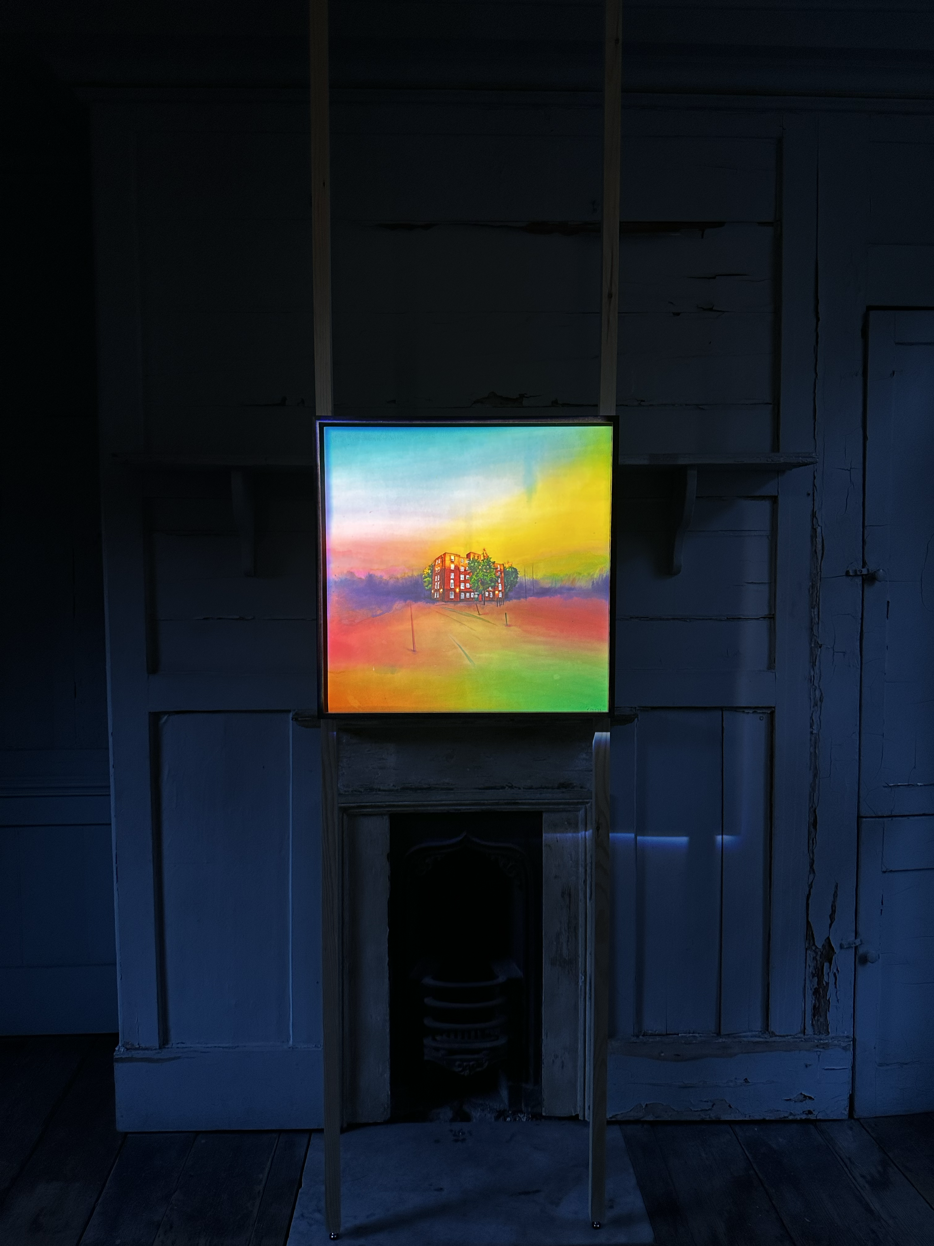 1573-rainbow-screen-dark-panelled-room-black-brown-portrait-reference-only.png