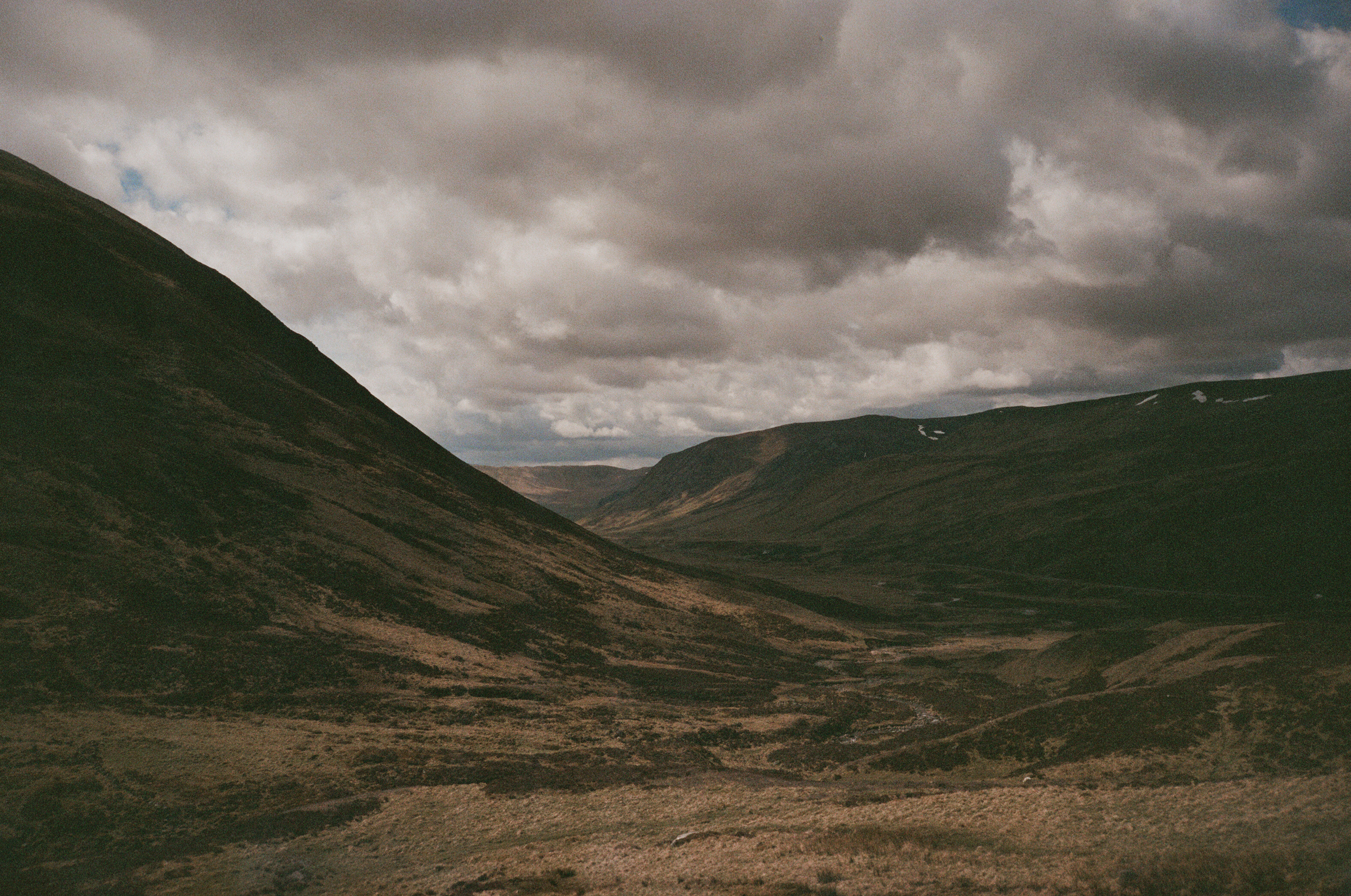 0849-scotland-black-brown-landscape-image-paul-underwood-original-work.jpg