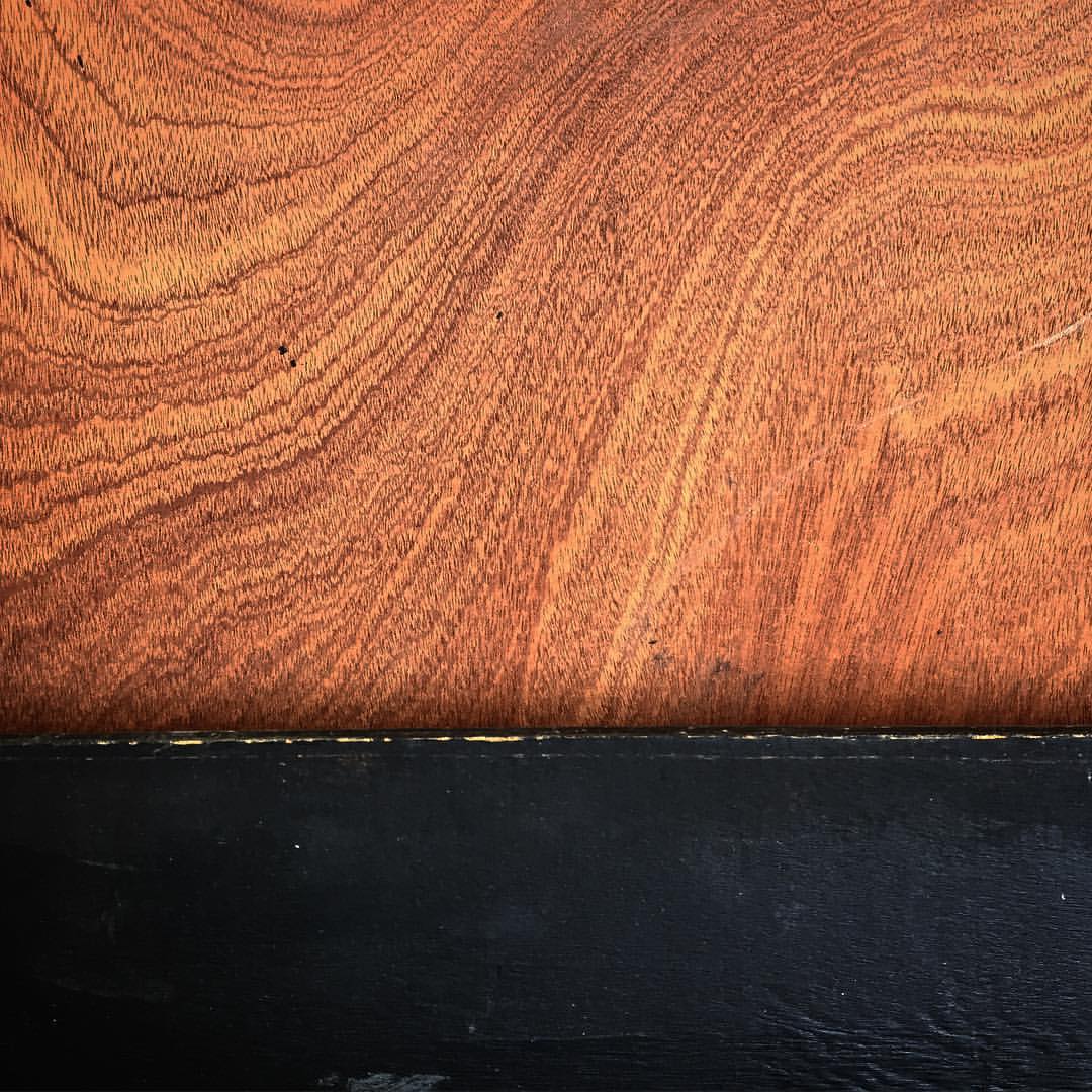 0966-bvcowjnd-ruleofthirds-grain-wood-textures-woodgrain-black-orange-square-image-paul-underwood-original-work.jpg