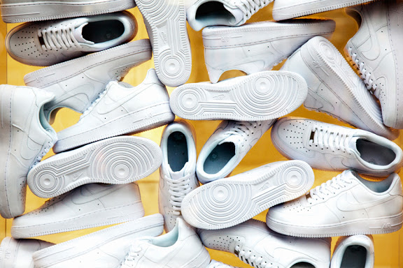 0123-shoes-white-beige-white-landscape-image-reference-only.jpg