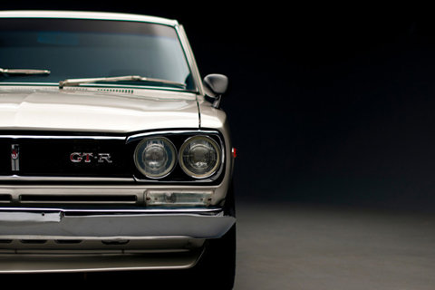 0916-car-front-light-detail-brown-black-landscape-image-reference-only.jpg