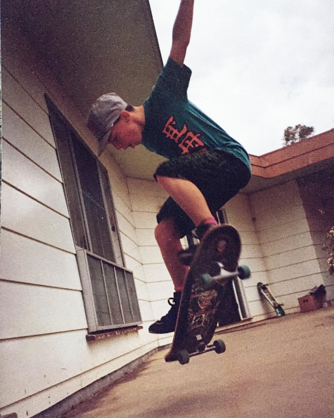 0859-blk4kf7bqqg-yrsold-bonesbrigade-amaturephotography-old-school-darlingjamez-thanks-stevecaballero-powellperalta-inspiration-white-beige-portrait-image-paul-underwood-original-work.jpg